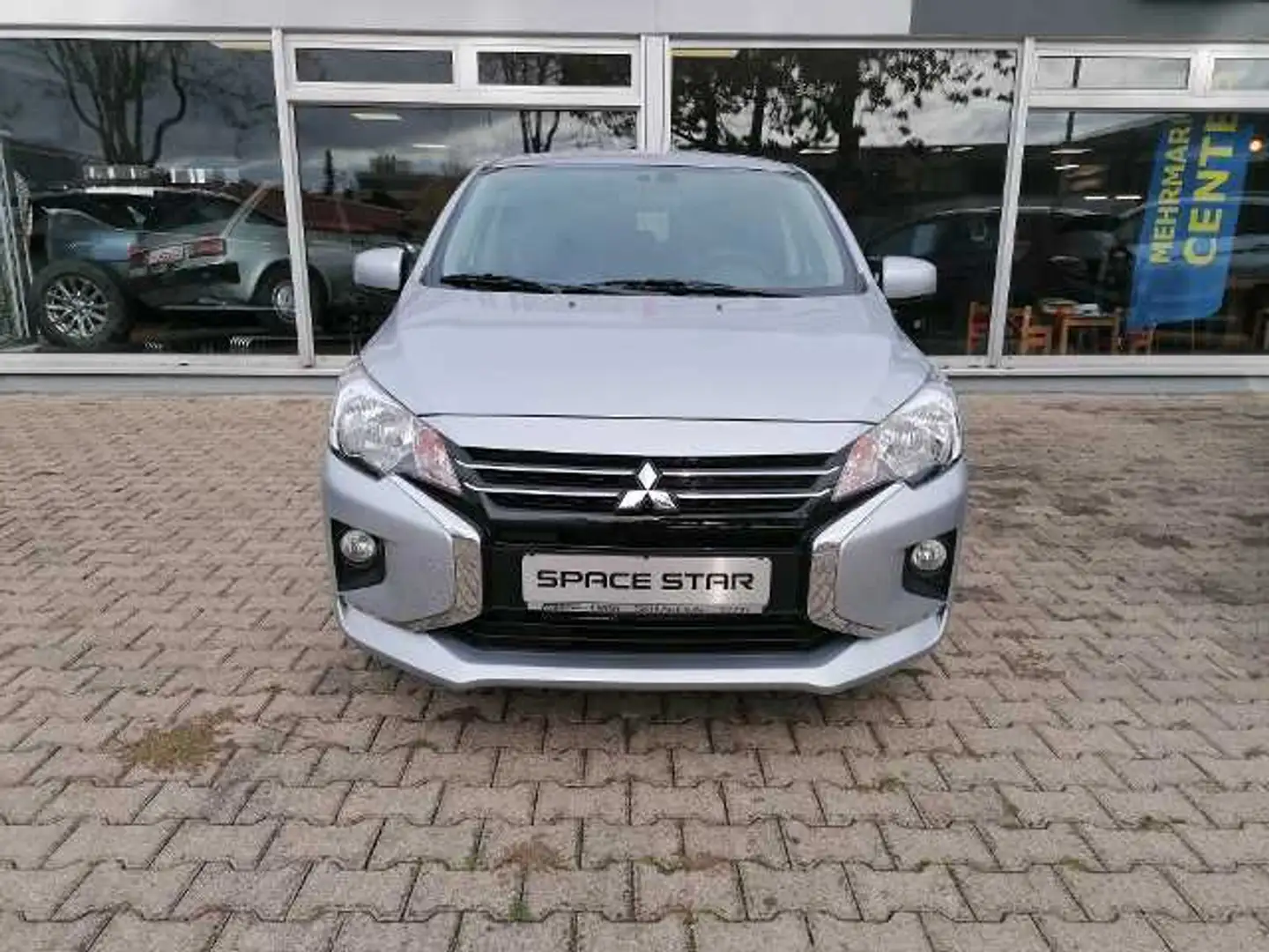Mitsubishi Space Star Select+ 1.2 MIVEC ClearTec CVT Silber - 2