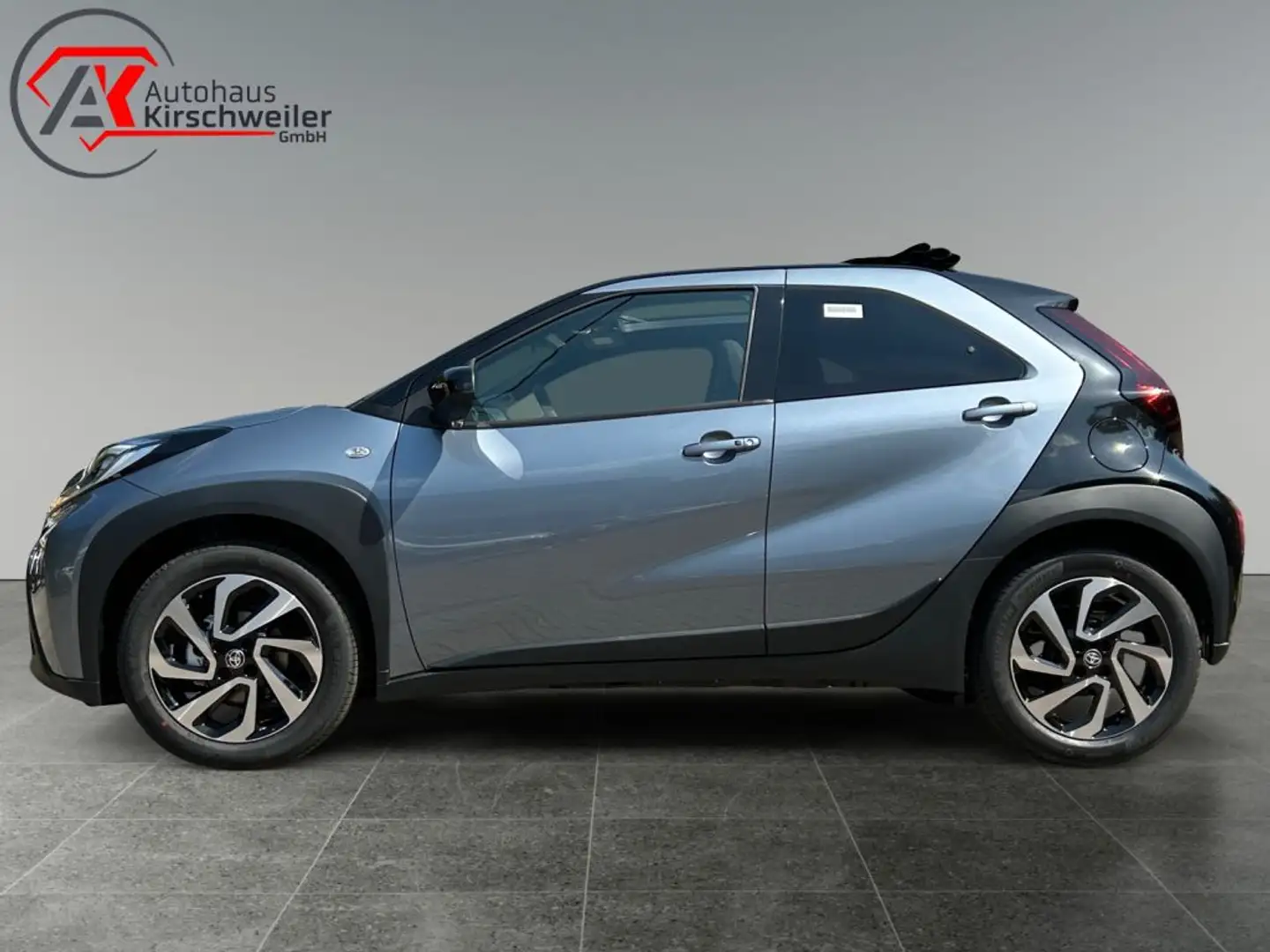 Toyota Aygo X Air Teamplayer (AB7) Blau - 2