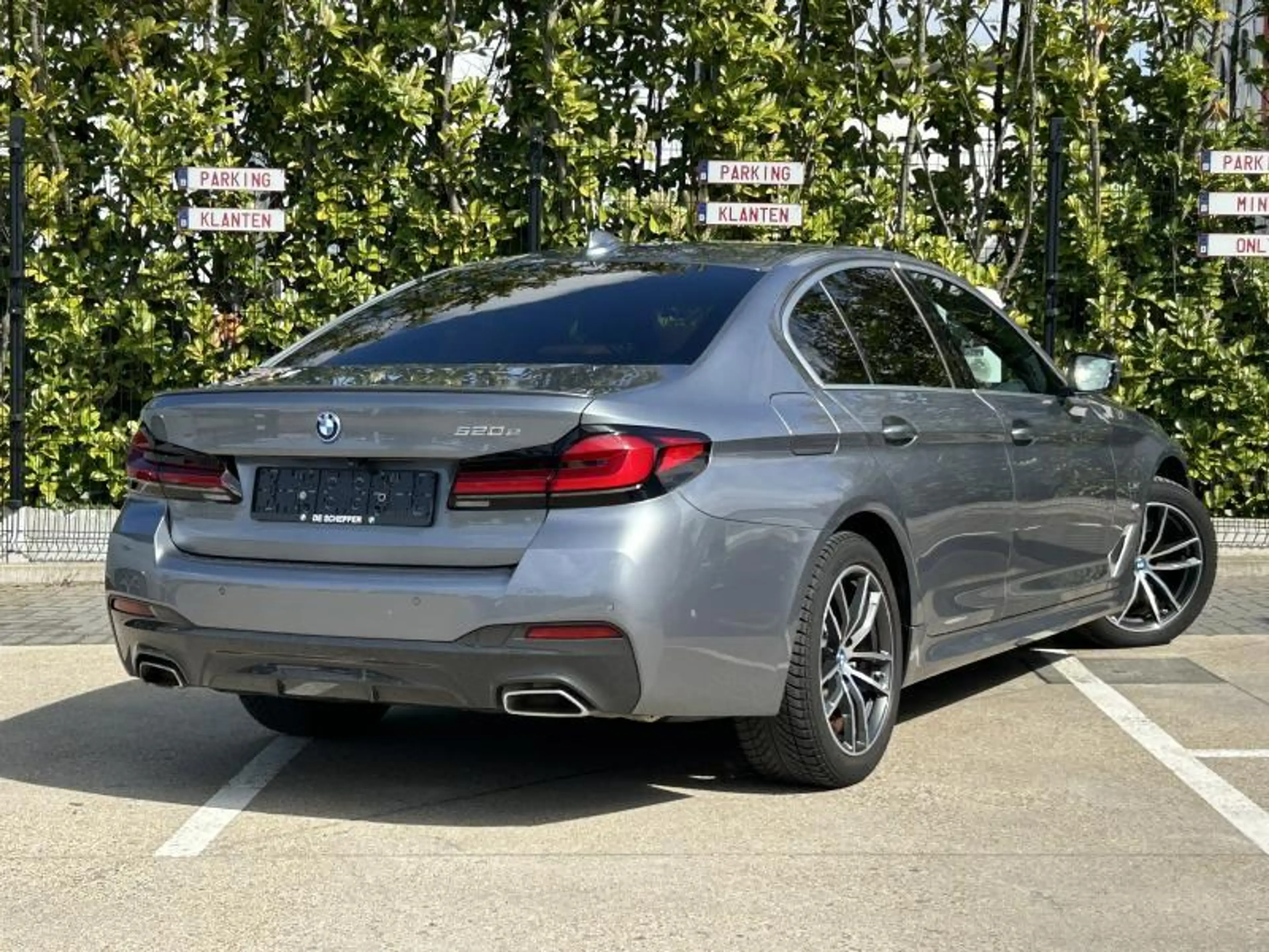 BMW 520 Berline — photo 5