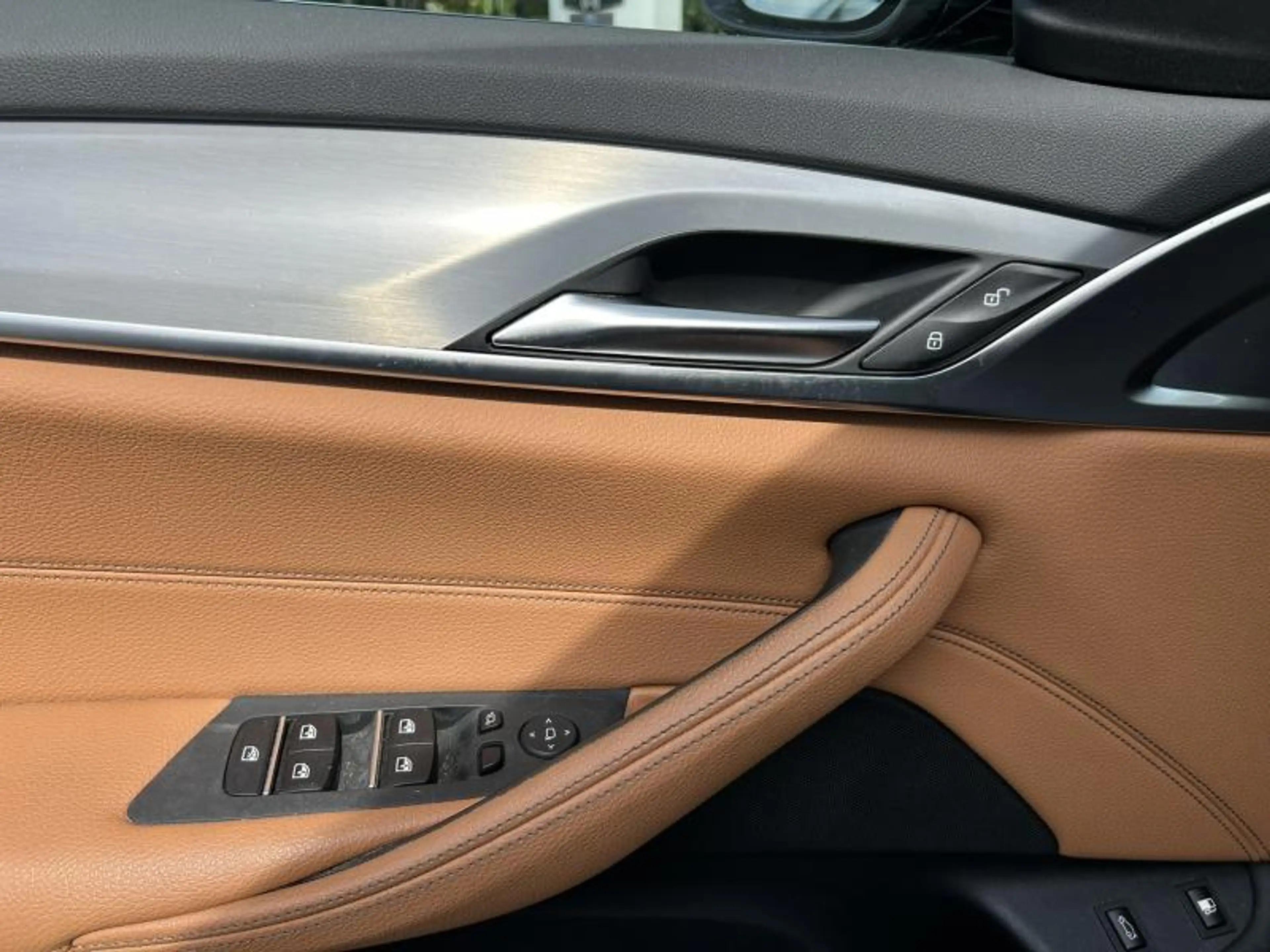 BMW 520 Berline — photo 10