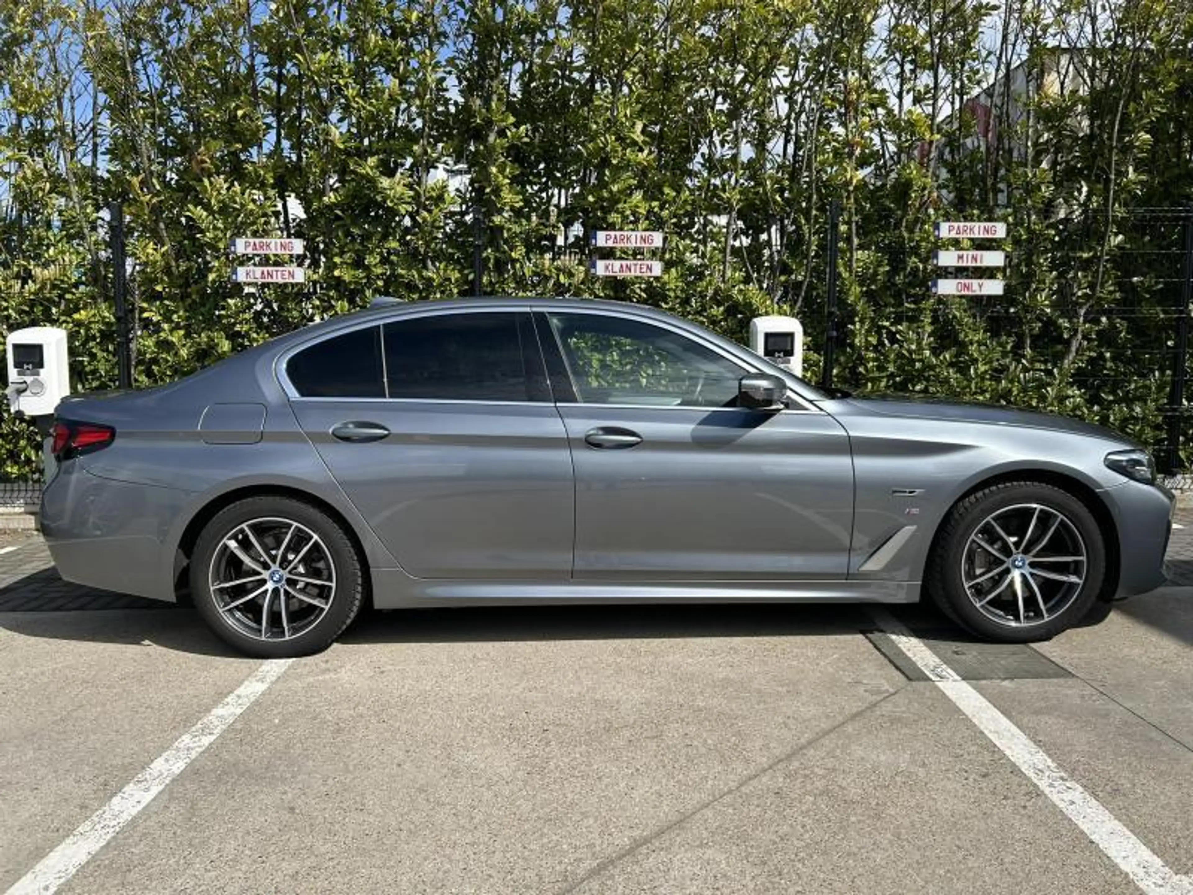 BMW 520 Berline — photo 3