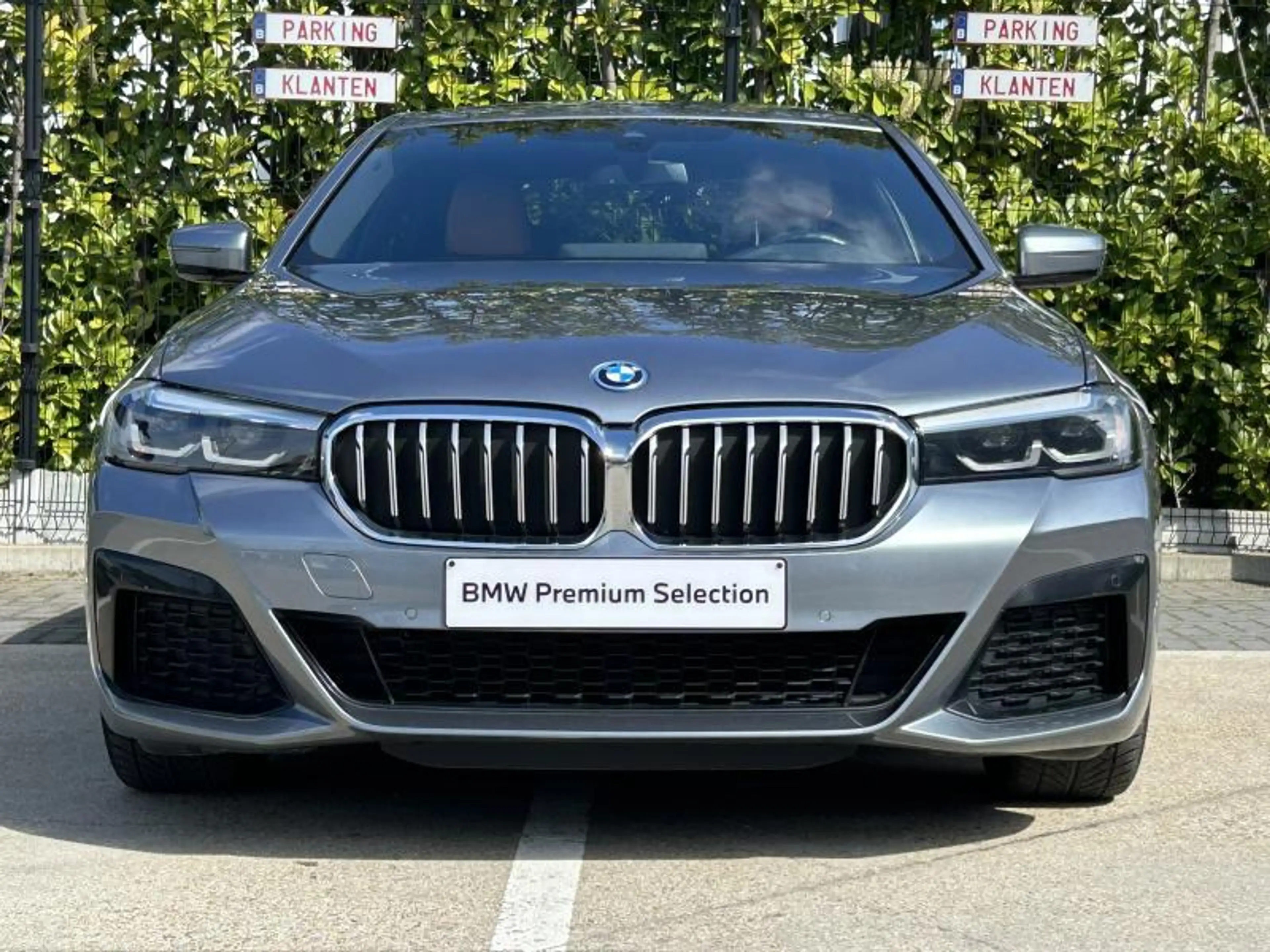 BMW 520 Berline — photo 2