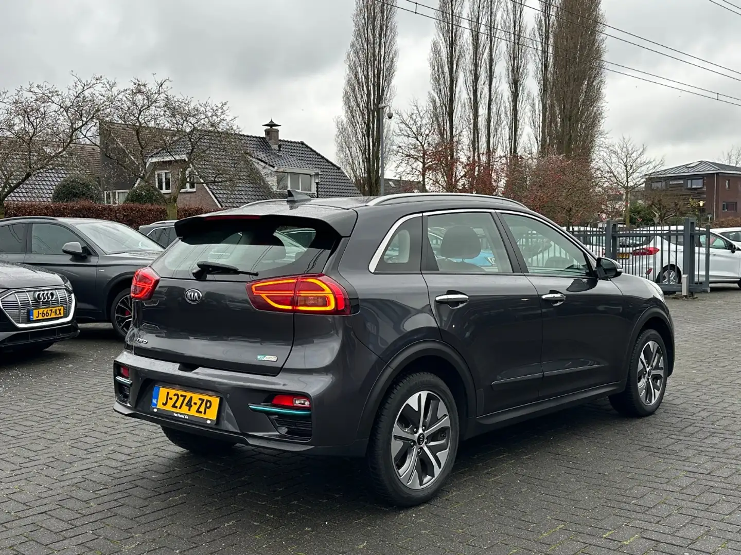 Kia e-Niro DynamicLine 64kWh 3-Fase | Navi | Camera | Half Le Gri - 2