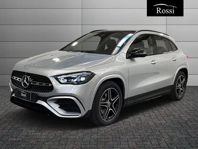 Mercedes-Benz GLA 180 d Automatic