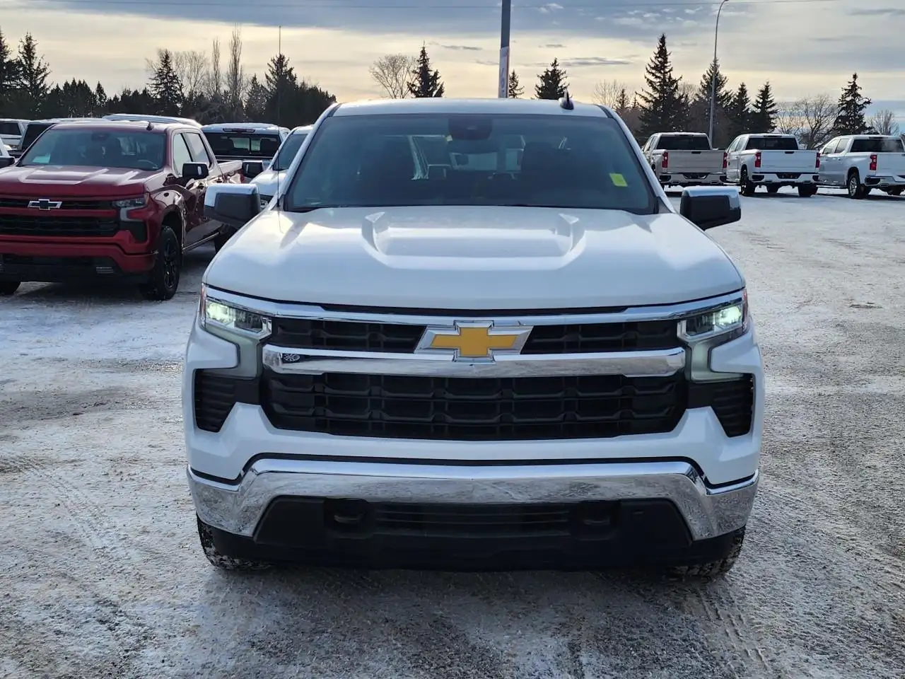 Chevrolet Silverado 1500 снимка Chevrolet Silverado 1500