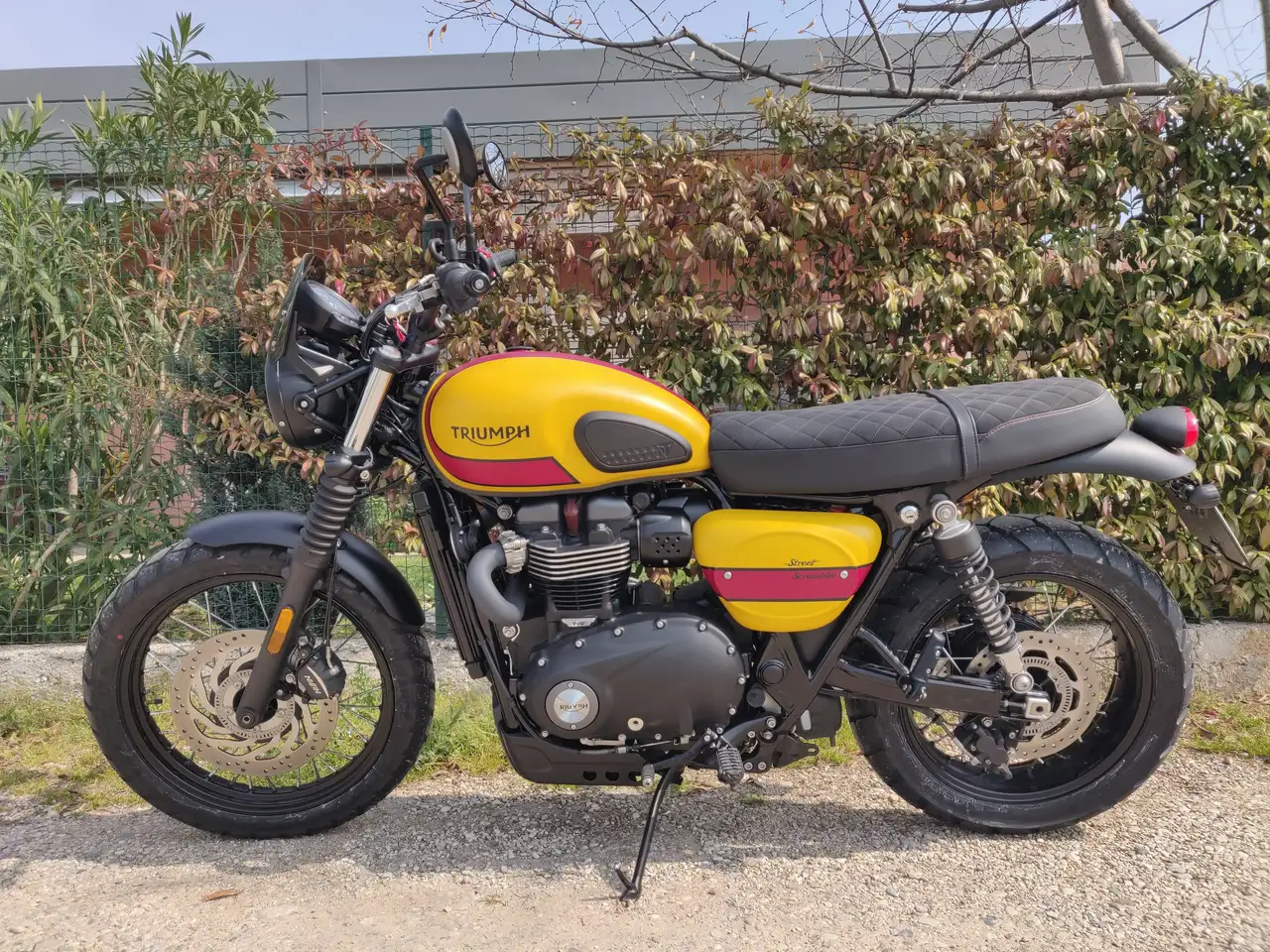 Triumph Street Scrambler