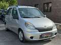 Toyota Yaris 1.3i 16v Linea Luna / Garantie ! Zilver - thumbnail 4
