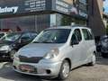 Toyota Yaris 1.3i 16v Linea Luna / Garantie ! Zilver - thumbnail 1