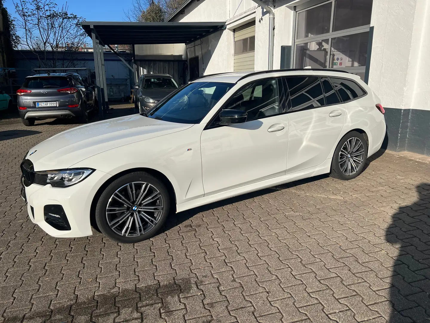 BMW 320 320 dA M Sport LED/Navi/Garantie/1Hand Weiß - 2