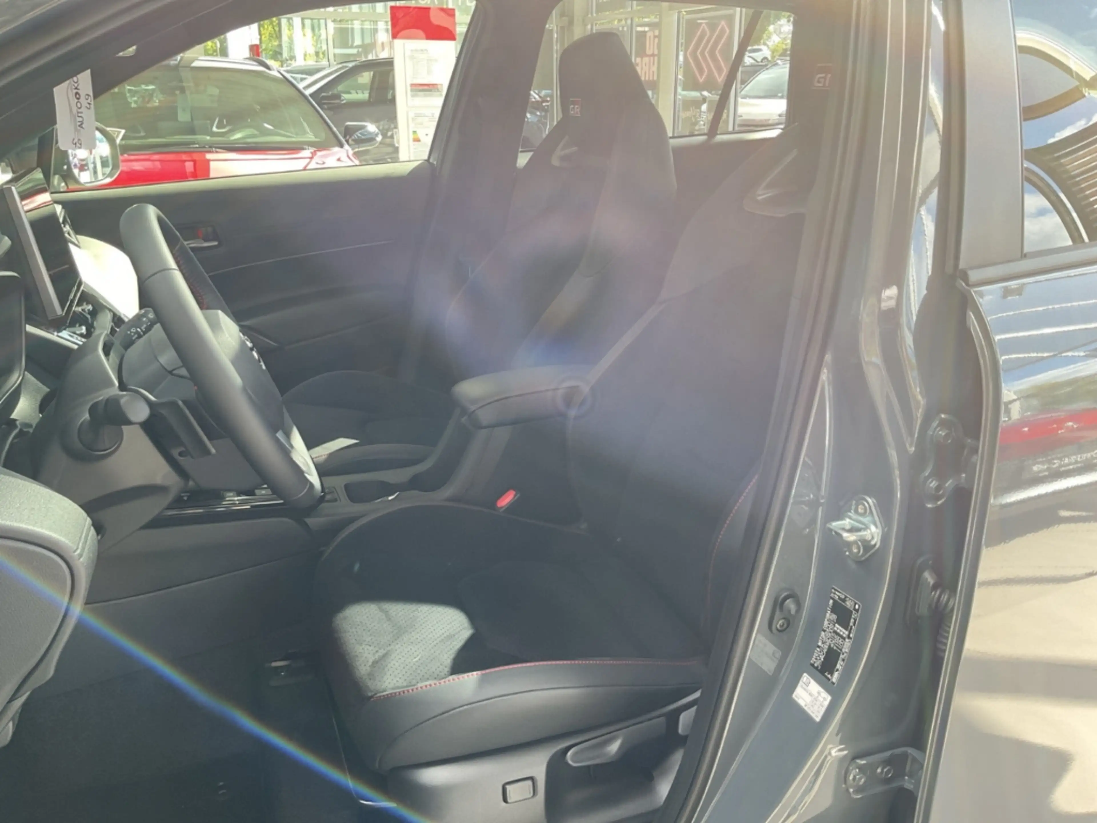 Toyota Corolla Cross Hybrid AWD GR Sport 2.0 EU6e Navi Leder LED ACC Ap — photo 8