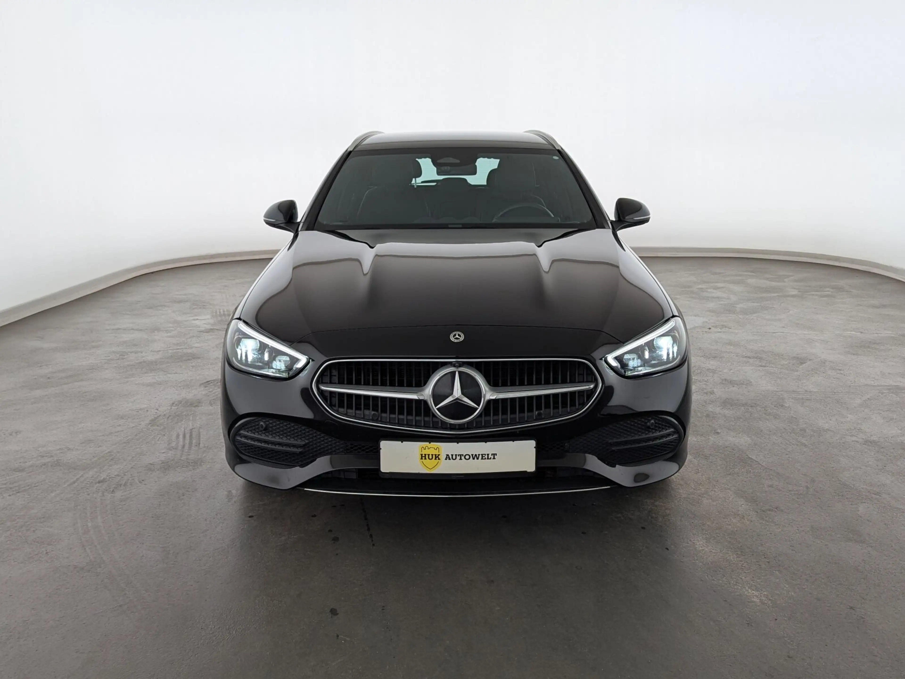 Mercedes-Benz C 220 d T Edition Avantgarde LED+NAVI+AHK+ACC+ Distronic/Park-Assist./L-R Sensor/Dachrel./eFH. — photo 2