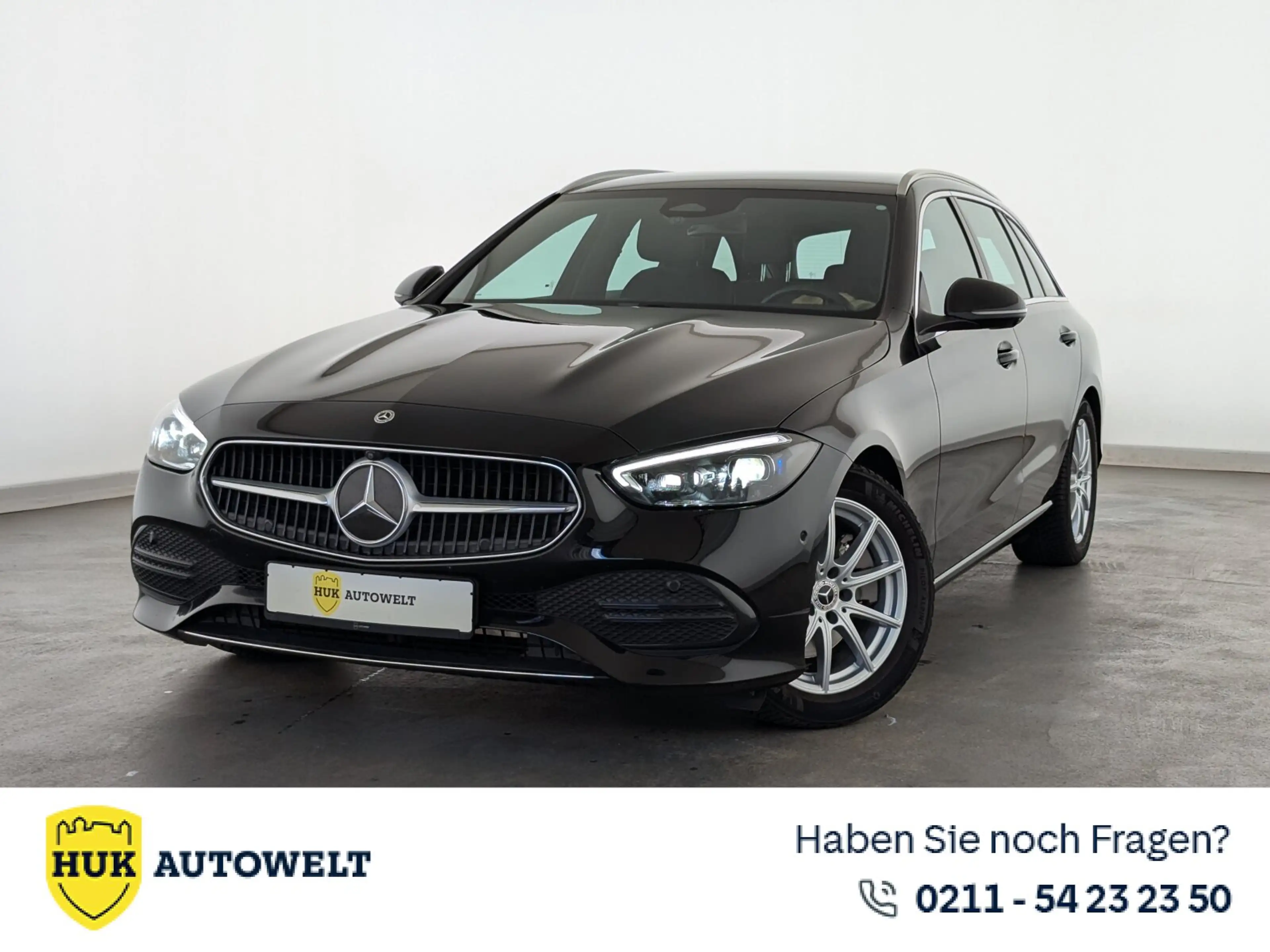 Mercedes-Benz C 220 d T Edition Avantgarde LED+NAVI+AHK+ACC+ Distronic/Park-Assist./L-R Sensor/Dachrel./eFH.