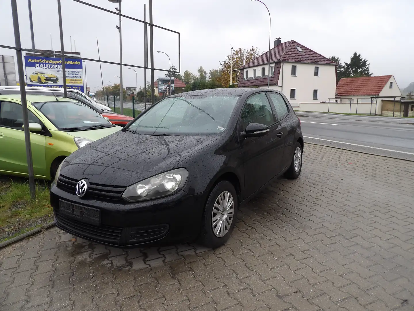Volkswagen Golf Trendline, Klima, HU-AU NEU Zwart - 1