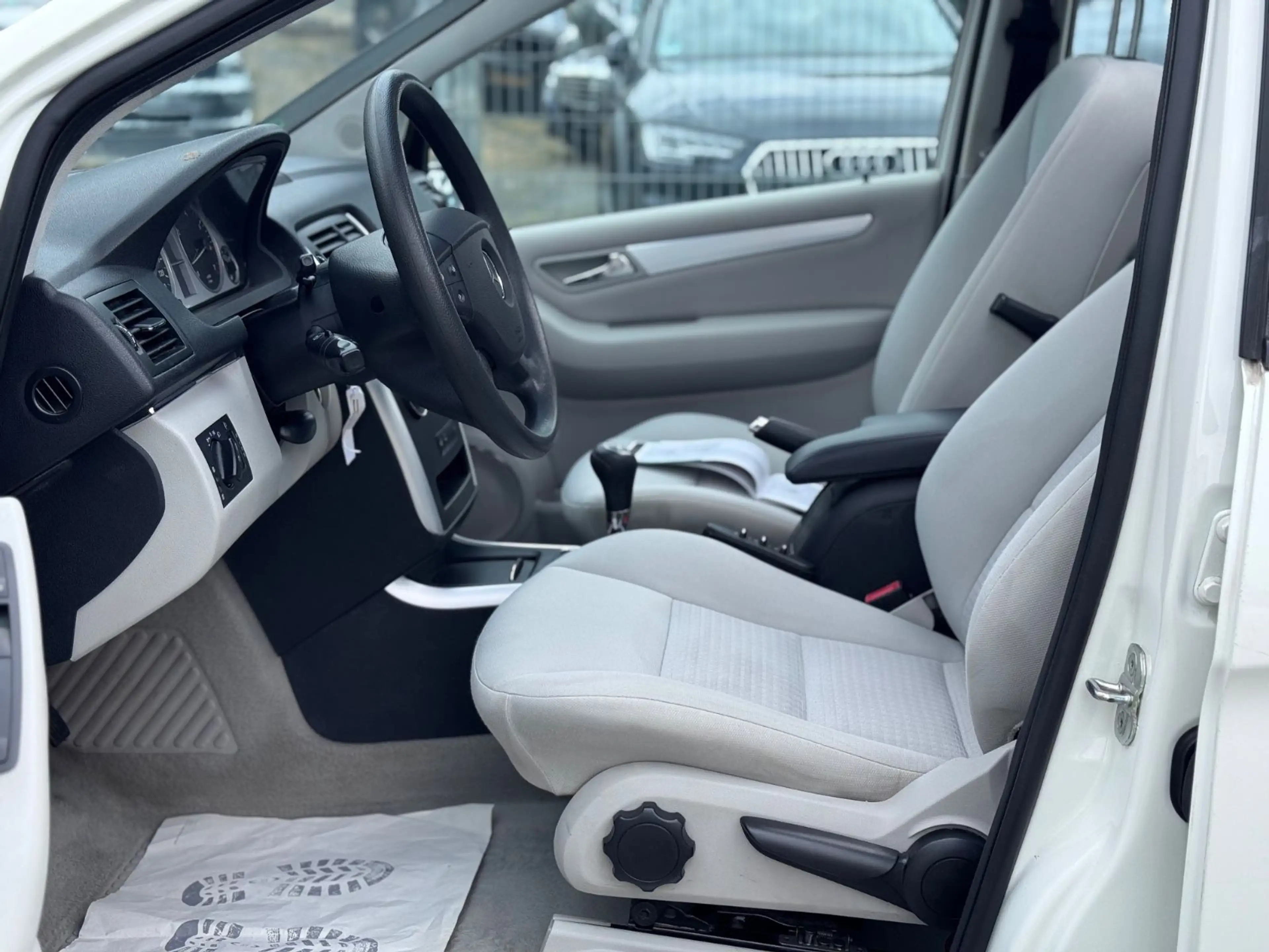 Mercedes-Benz B 170 B B 170 — photo 12
