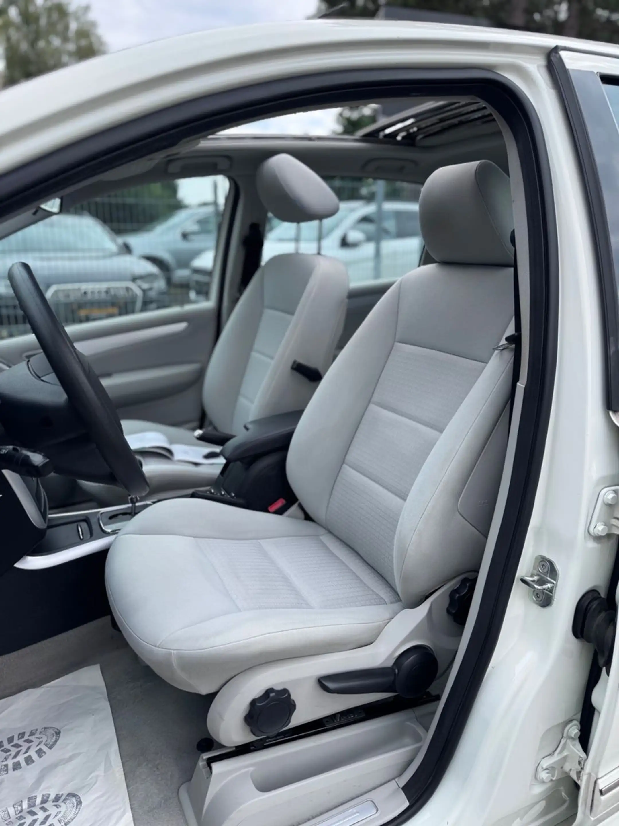 Mercedes-Benz B 170 B B 170 — photo 13