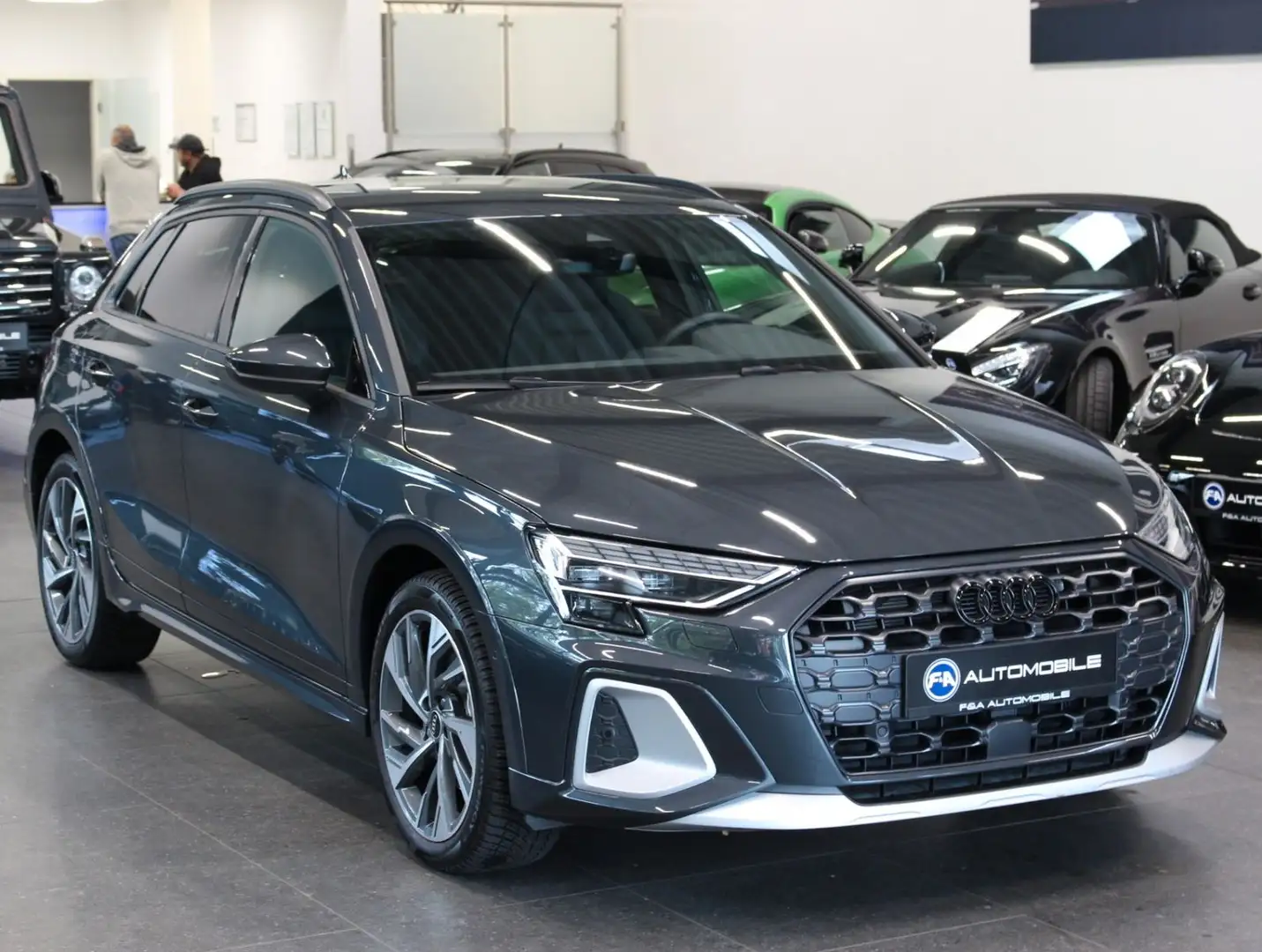 Audi A3 allstreet 35 TFSI NP 52k€*Matrix*ACC*TOP Grau - 2