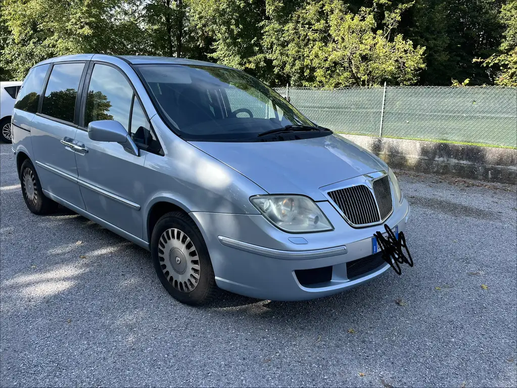 Lancia Phedra 2006 из Европы — купить под ключ