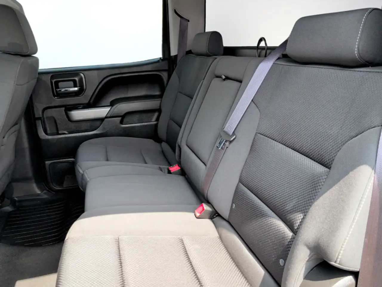 Chevrolet Silverado 1500 снимка Chevrolet Silverado 1500