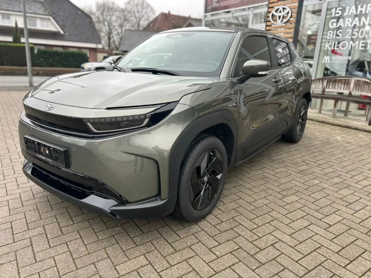 Toyota Urban Cruiser Teamplayer 61kwh SHZ RFK PDC Apple Car play Key Le 7