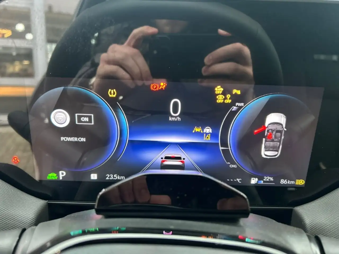 Toyota Urban Cruiser Teamplayer 61kwh SHZ RFK PDC Apple Car play Key Le 13