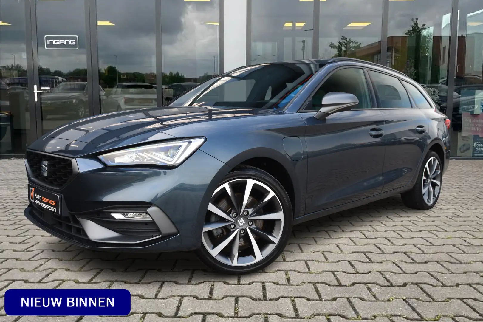 SEAT Leon e-Hybrid Sportstourer 1.4 TSI eHybrid PHEV FR Business Inte Grijs - 1