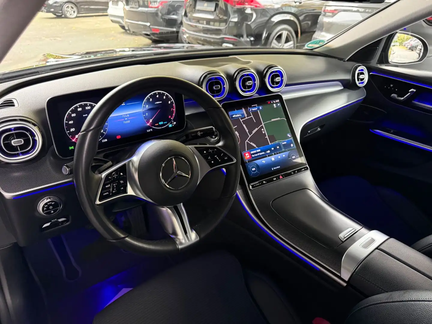 Mercedes-Benz C 300 Lim. AVANTGARDE/MEMORY/AHK/LED/TOTW Noir - 2