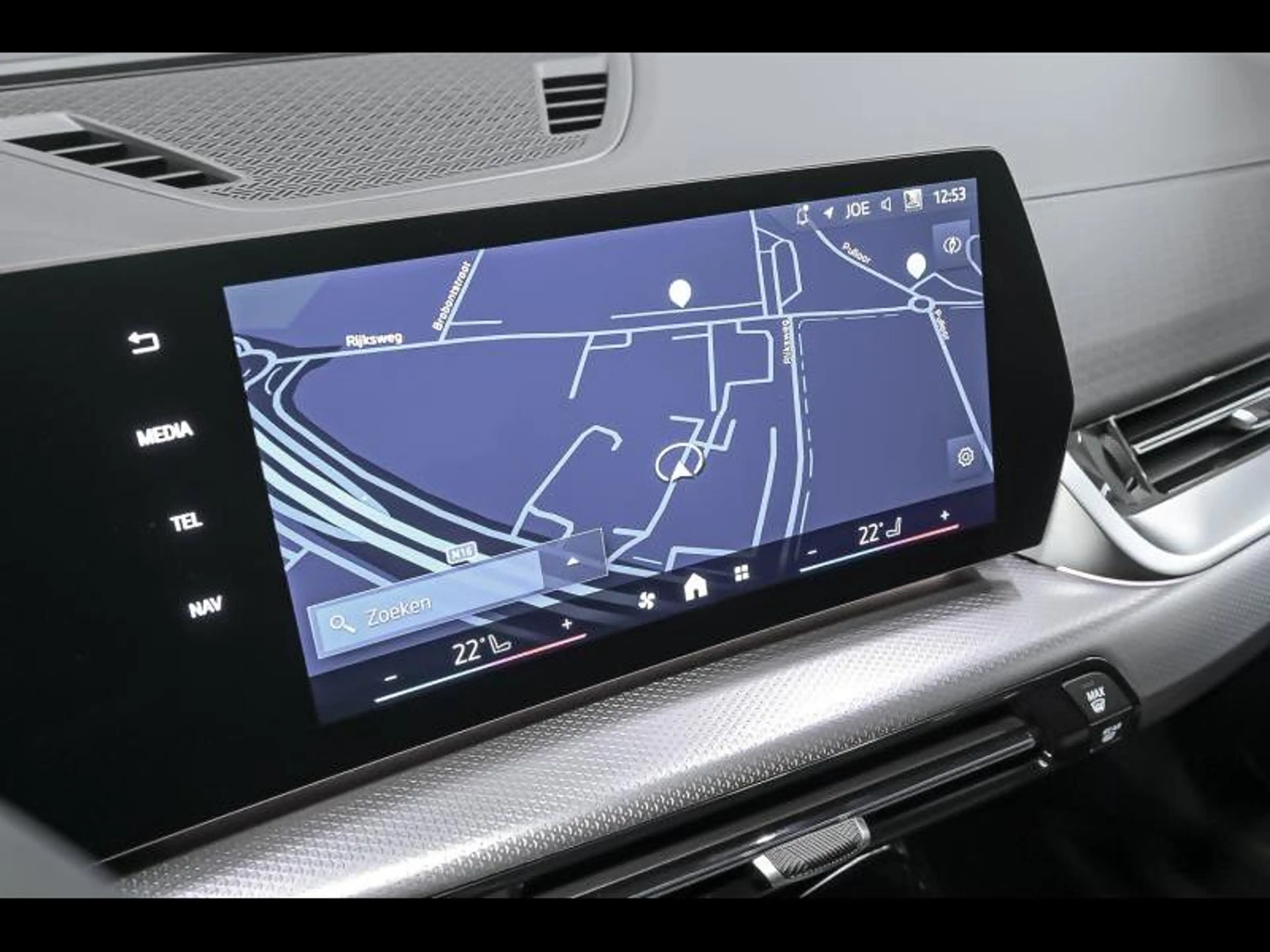 BMW iX2 eDrive20 - Msport|Cam|Comfort|Zetelvw — photo 11