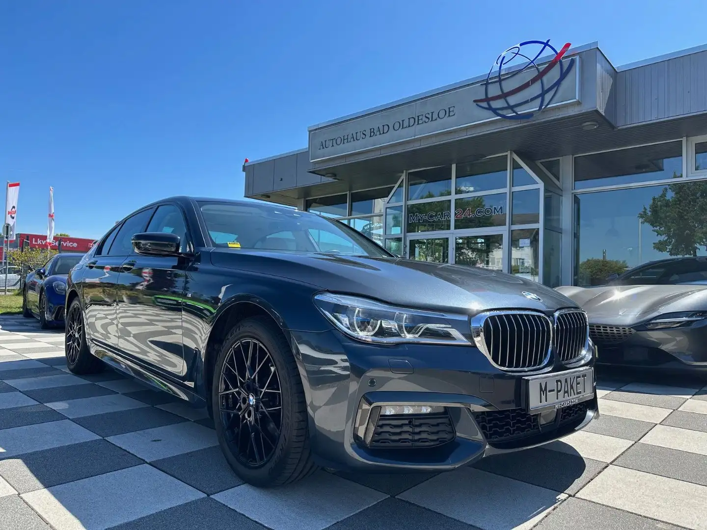 BMW 740 d xDrive M Sport-HUD -Glasdach -Laser Grau - 1