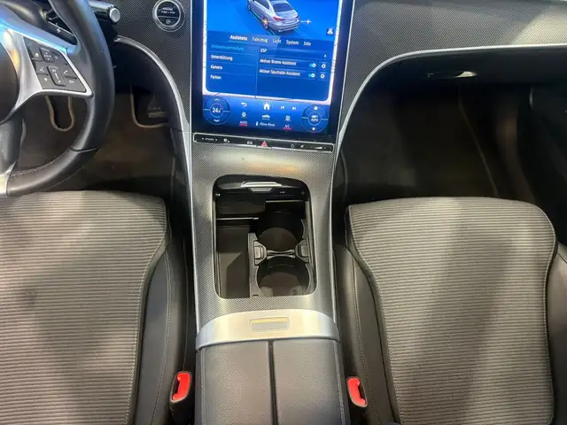 Mercedes-Benz 300 view 12