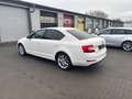 Skoda Octavia Lim. Elegance*BI-XENON*SHZ*MFL* Blanc - thumbnail 8