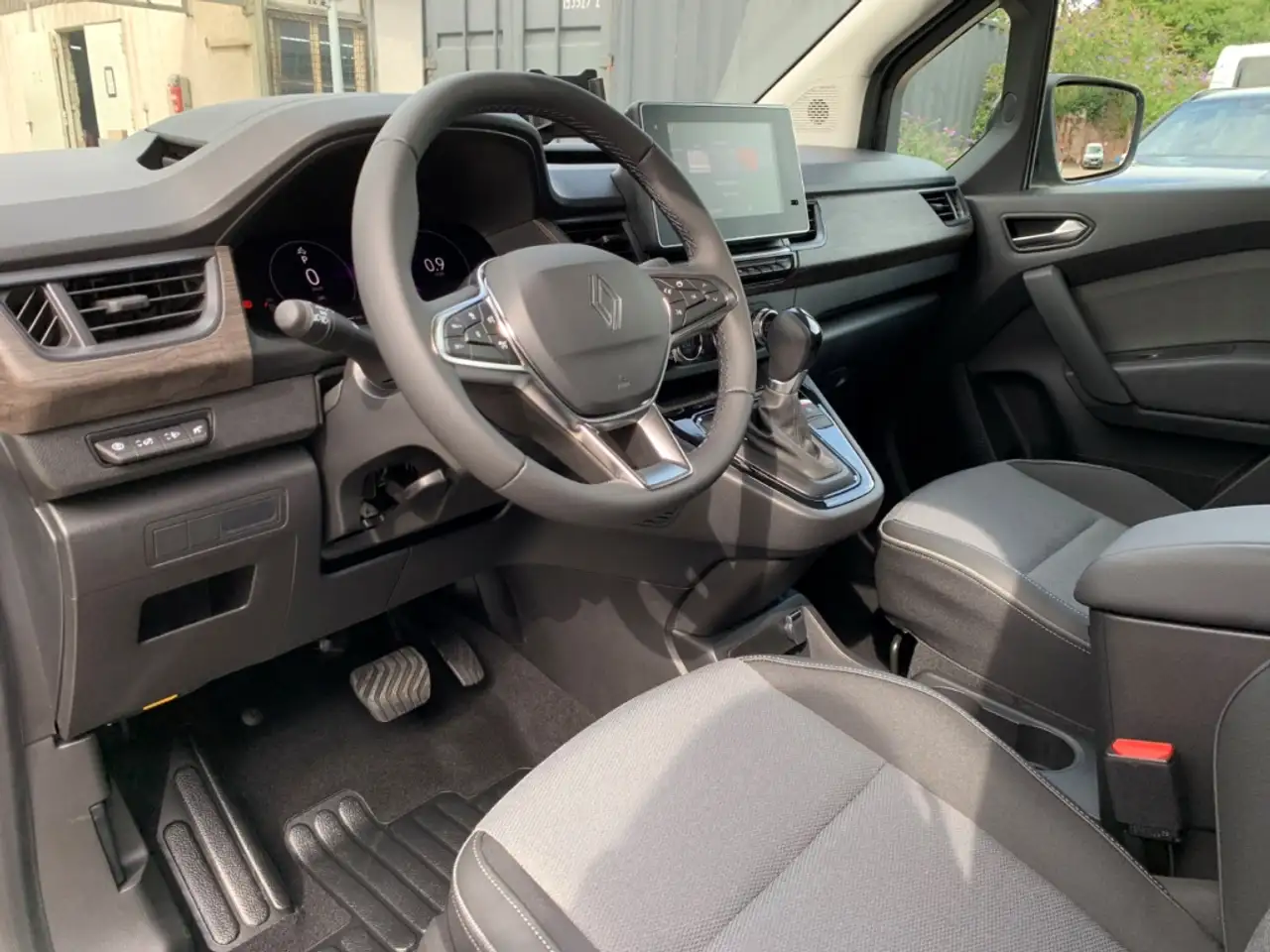 Renault Kangoo TECHNO TCe 130 EDC Techno KLIMA+LED+PDC+DAB+NAVI, миниатюра 10