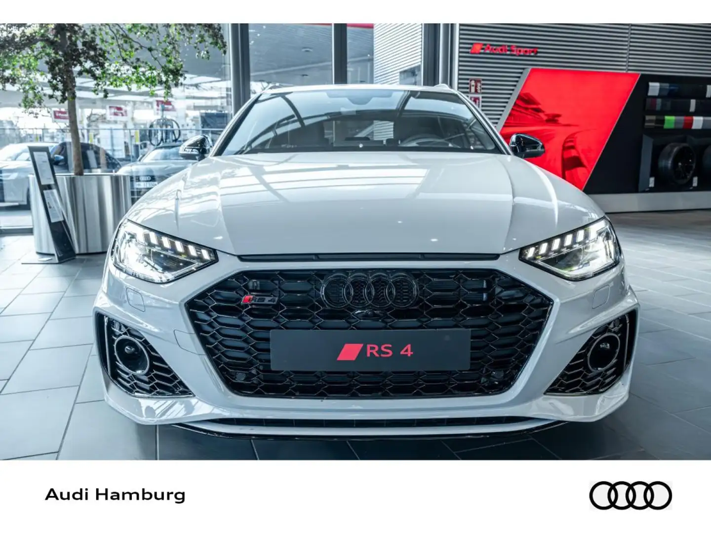 Audi RS4 Avant tiptronic Weiß - 2