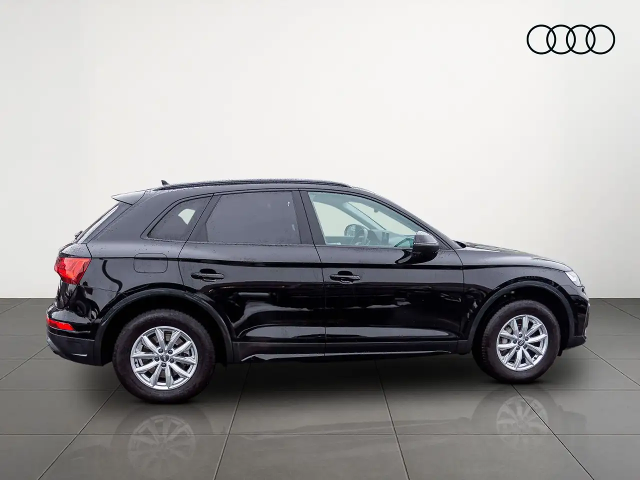 Audi Q5 50TFSI e advanced qu Navi LED Standklima ACC 4