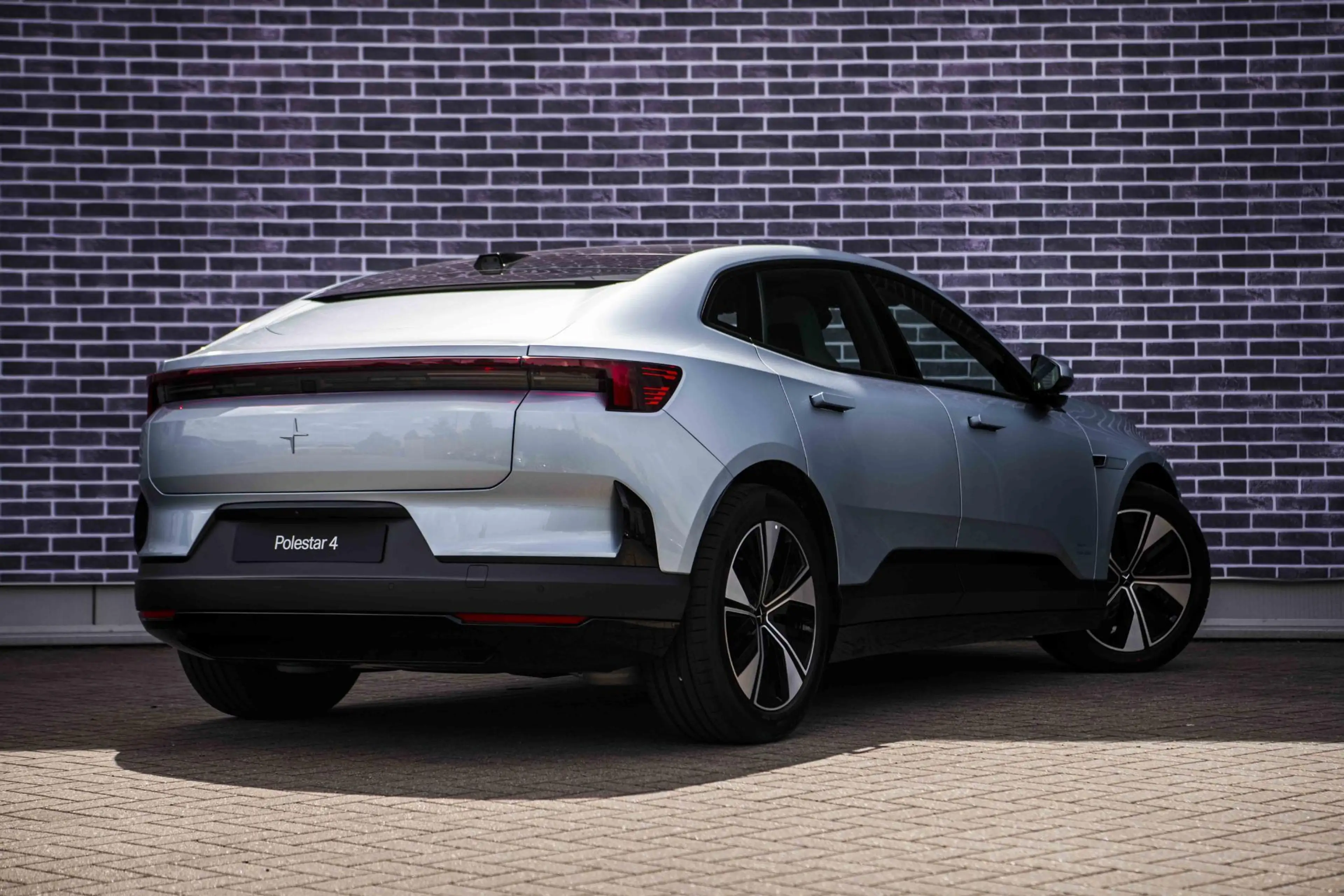 Polestar 4 Long Range Single motor Plus 100 kWh | Pilot | Hea — photo 5