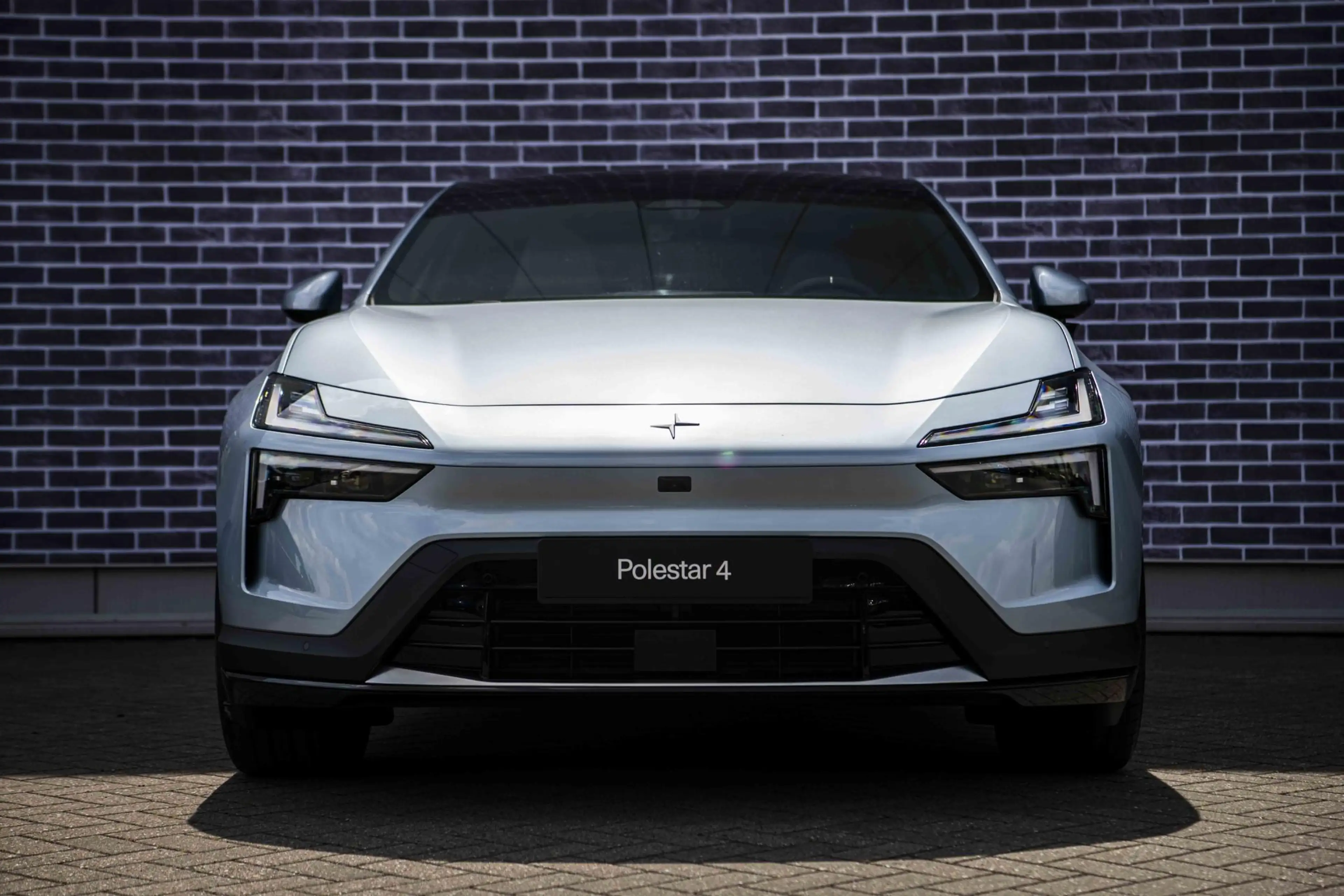Polestar 4 Long Range Single motor Plus 100 kWh | Pilot | Hea — photo 10