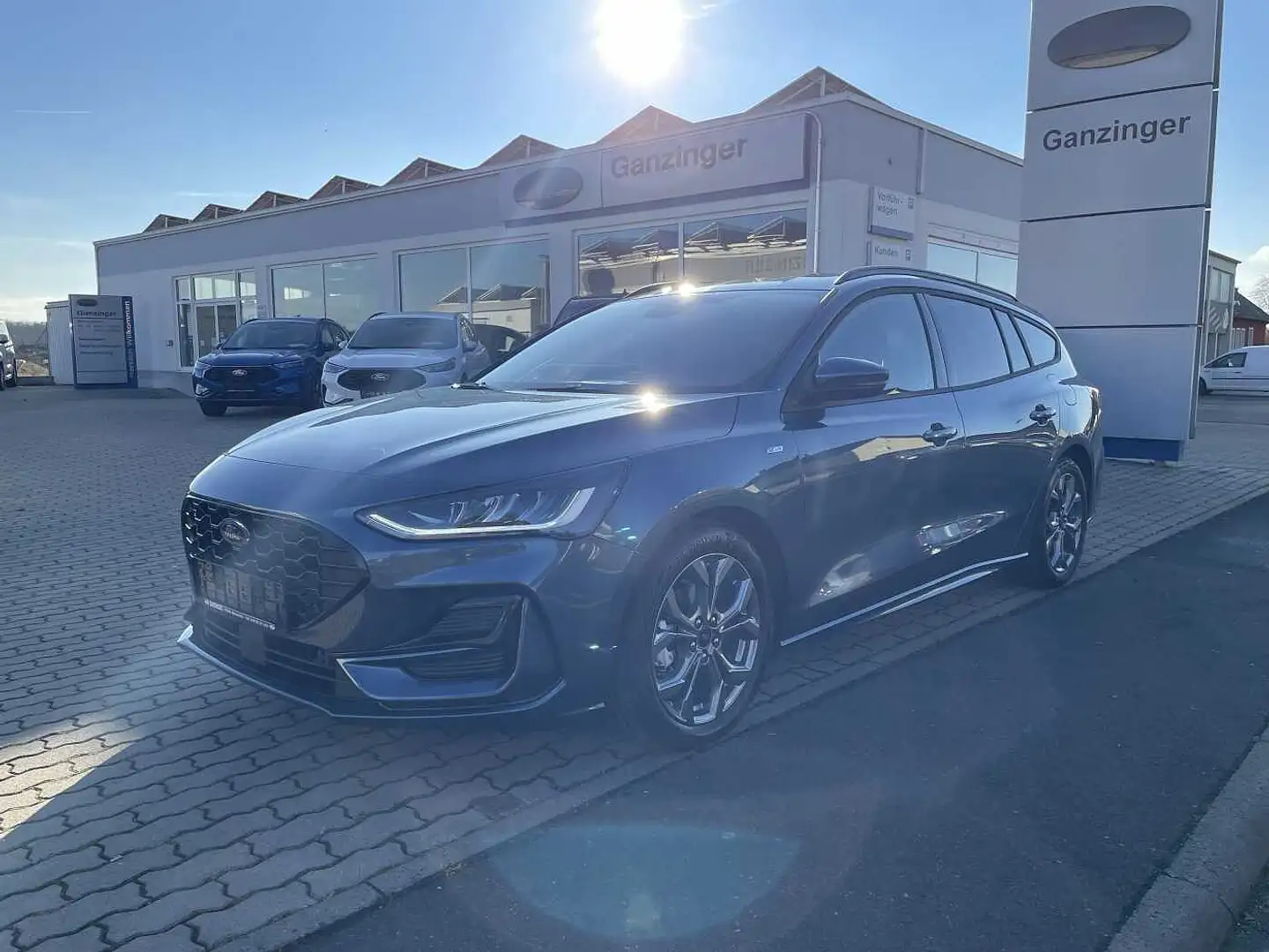 Ford Focus ST-LINE X Hybrid Turnier Autom, NP 42.640+4 JAHRE Azul - 1