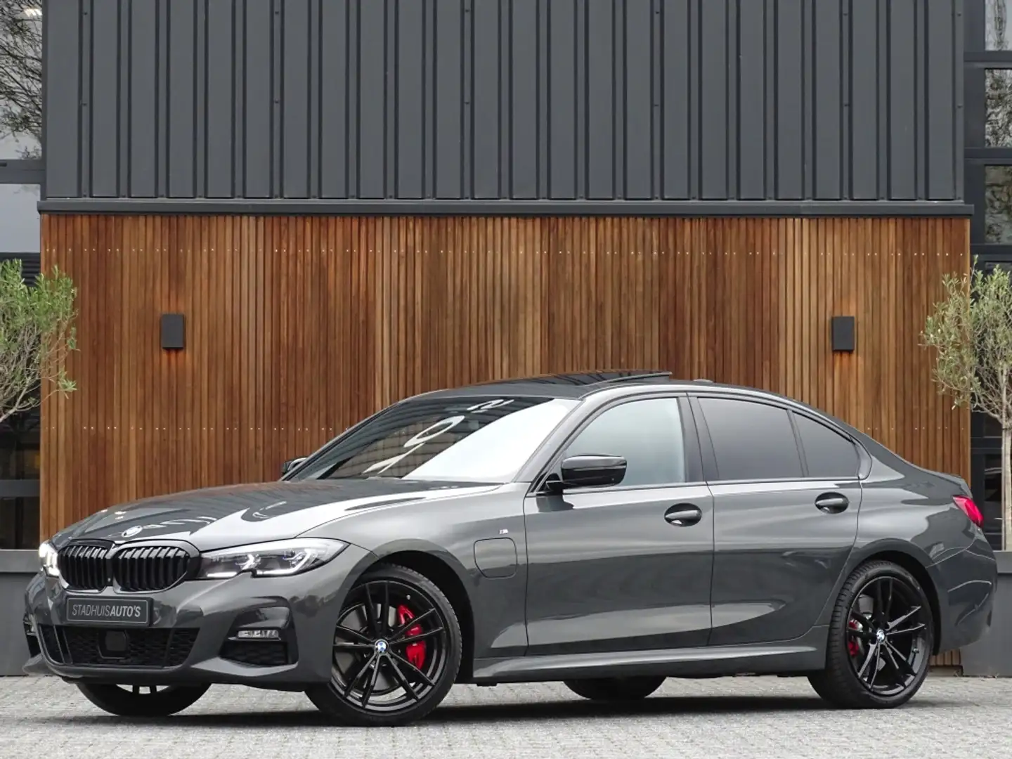 BMW 330 3-serie 330e 292PK M-Sport / Dravitgrau / Laser / Gris - 1