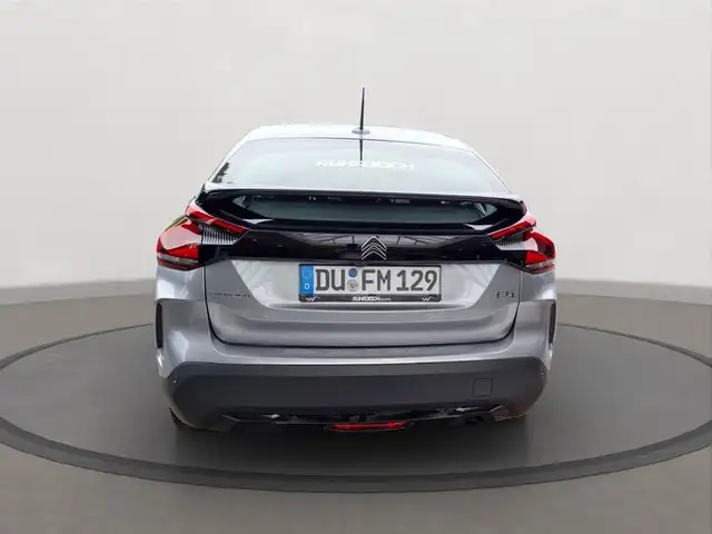 Citroen C4 view 4