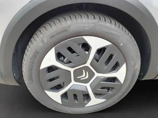 Citroen C4 view 7