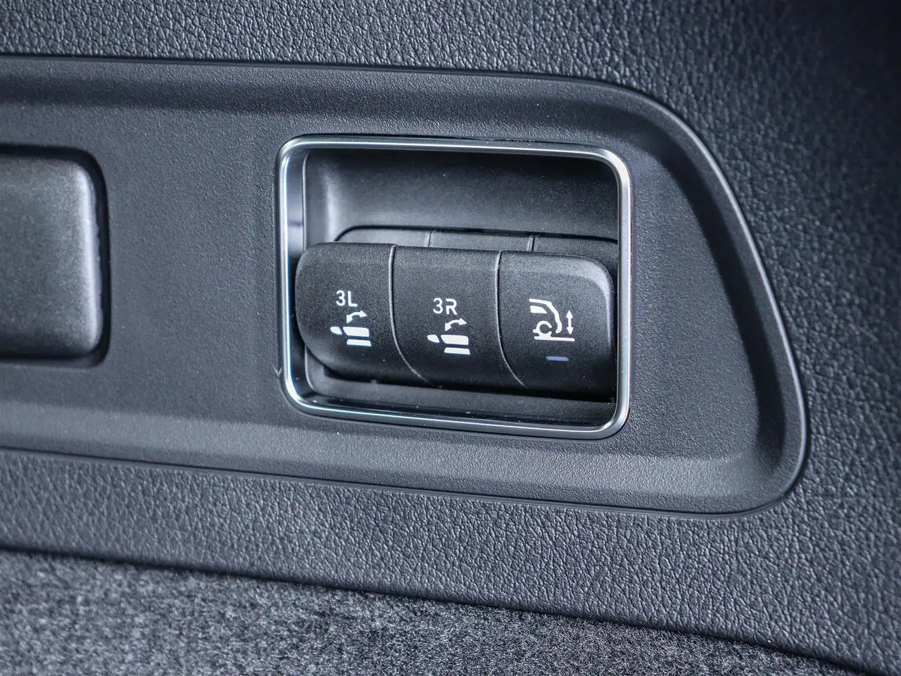 Mercedes-Benz GLS снимка Mercedes-Benz GLS