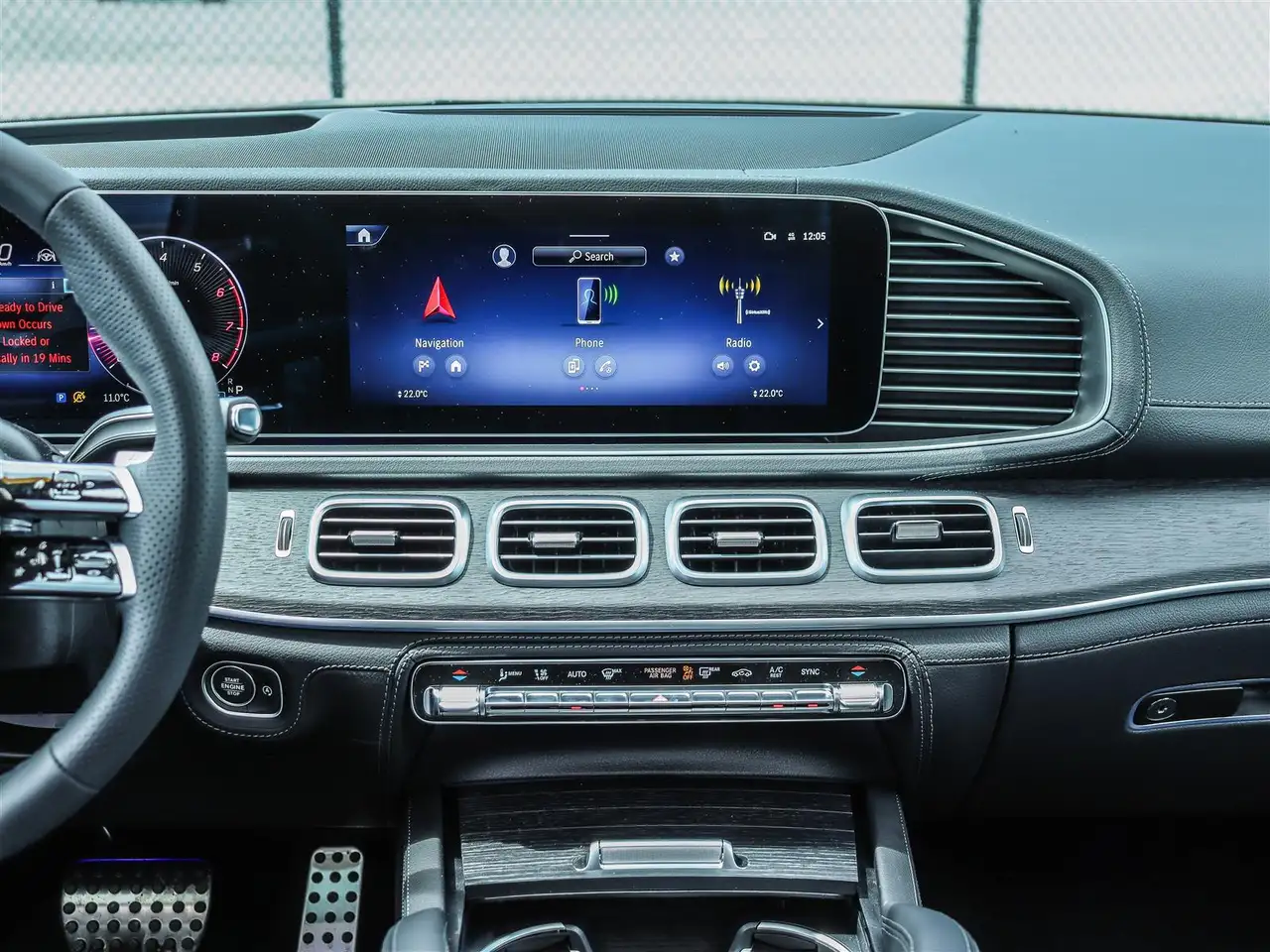 Mercedes-Benz GLS снимка Mercedes-Benz GLS