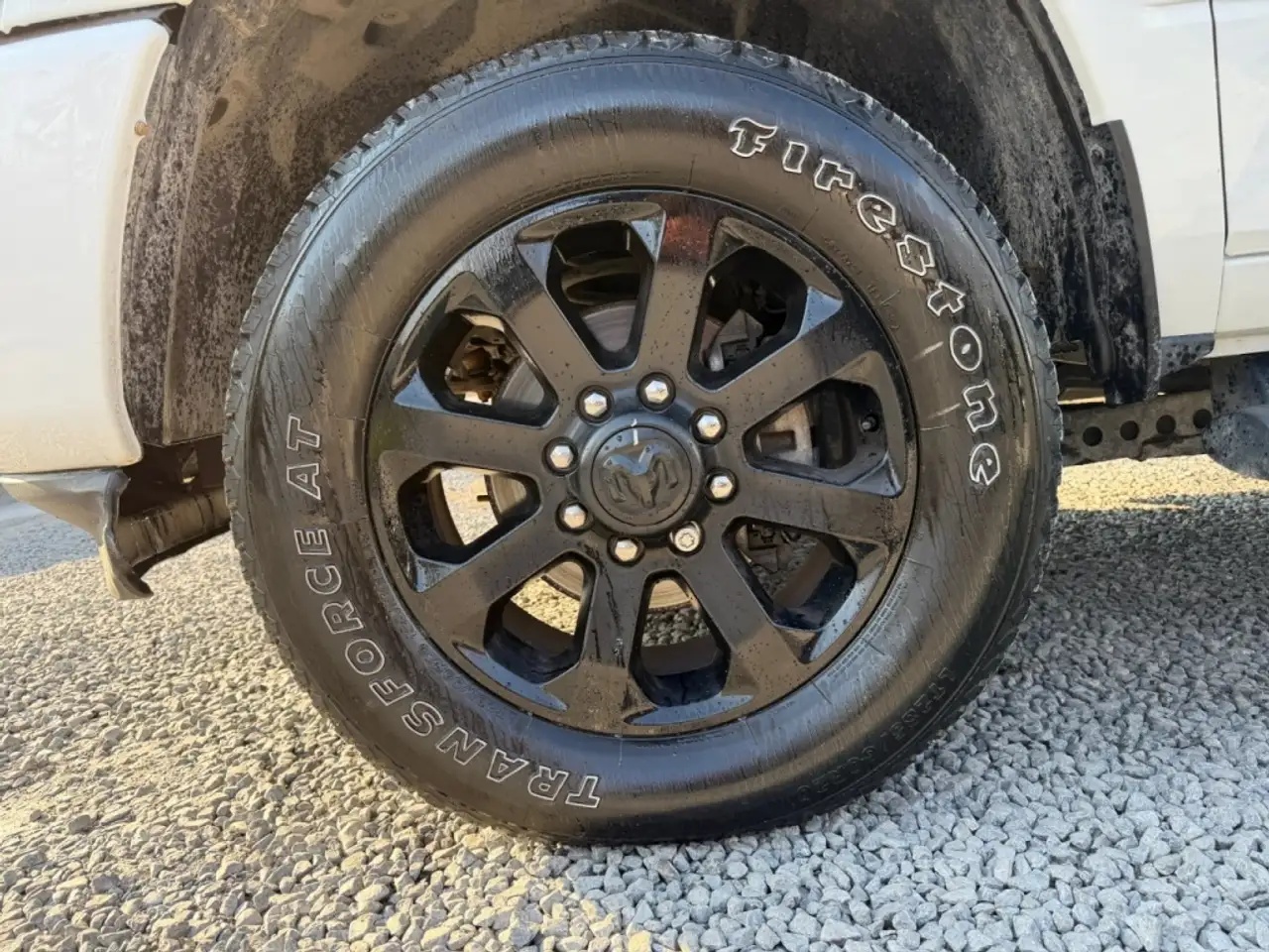 RAM 2500 снимка RAM 2500