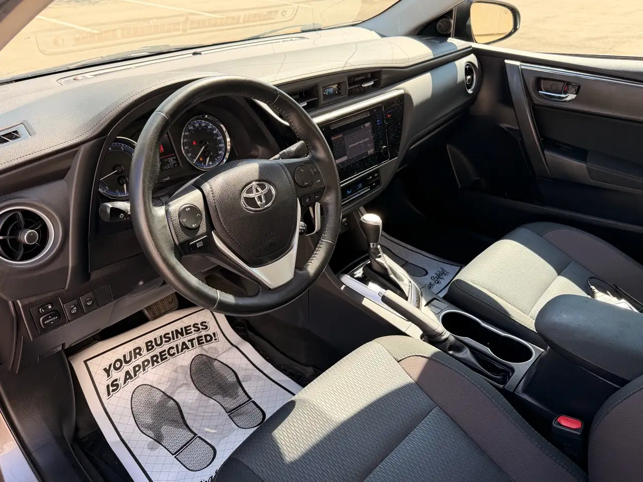 Toyota Corolla снимка Toyota Corolla