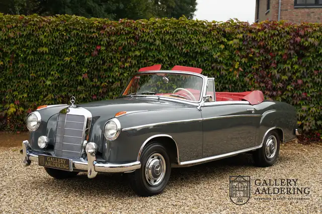 Mercedes-Benz 220 220S Cabriolet Restored with an eye for detail and
