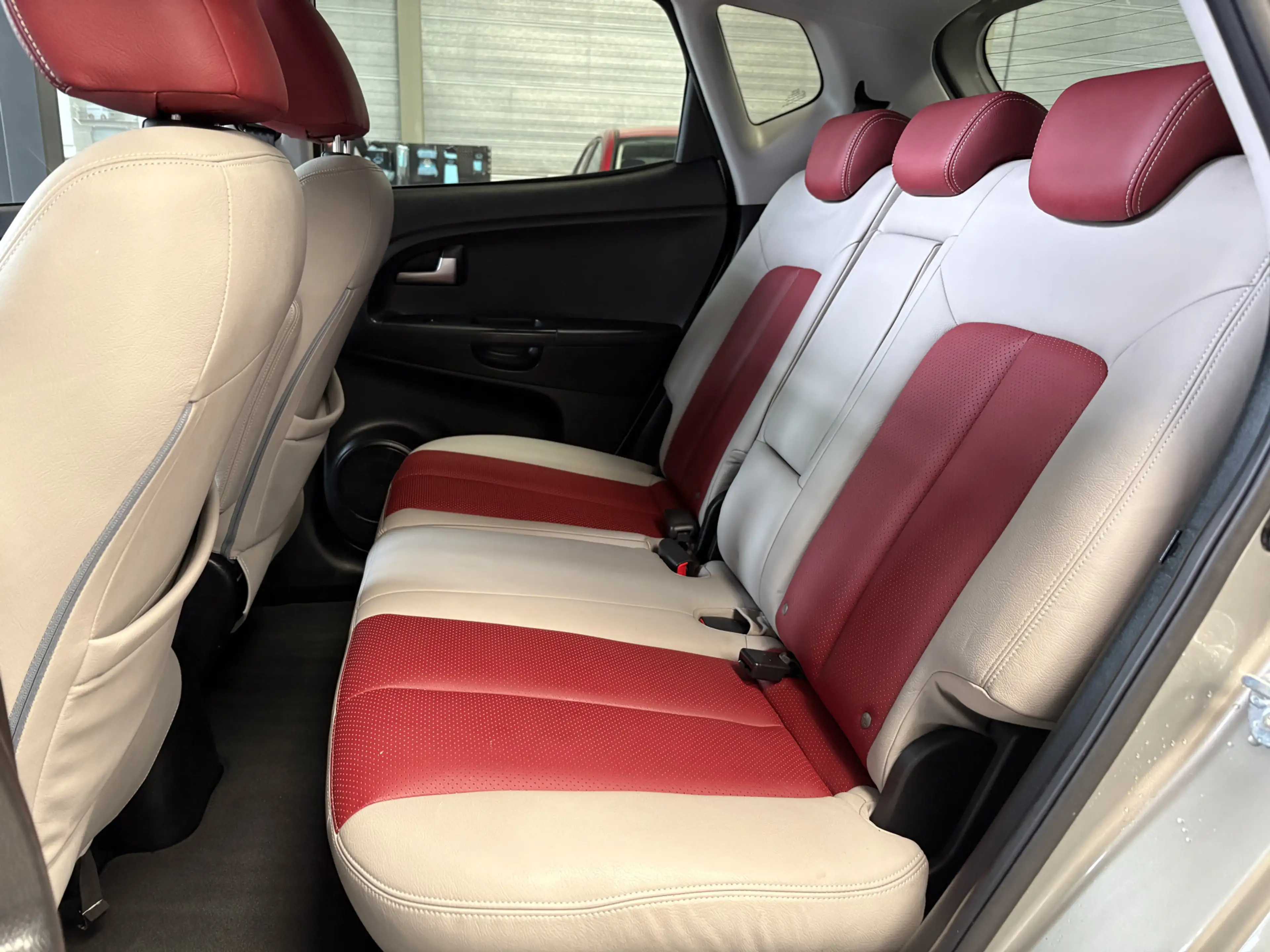 Kia Venga 1.4 CVVT ExecutiveLine Camera, Navi, Schuif / kant — photo 7