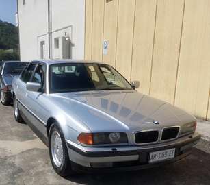 BMW 735i , 3500cc, 235cv, TARGA ORO ASI V8