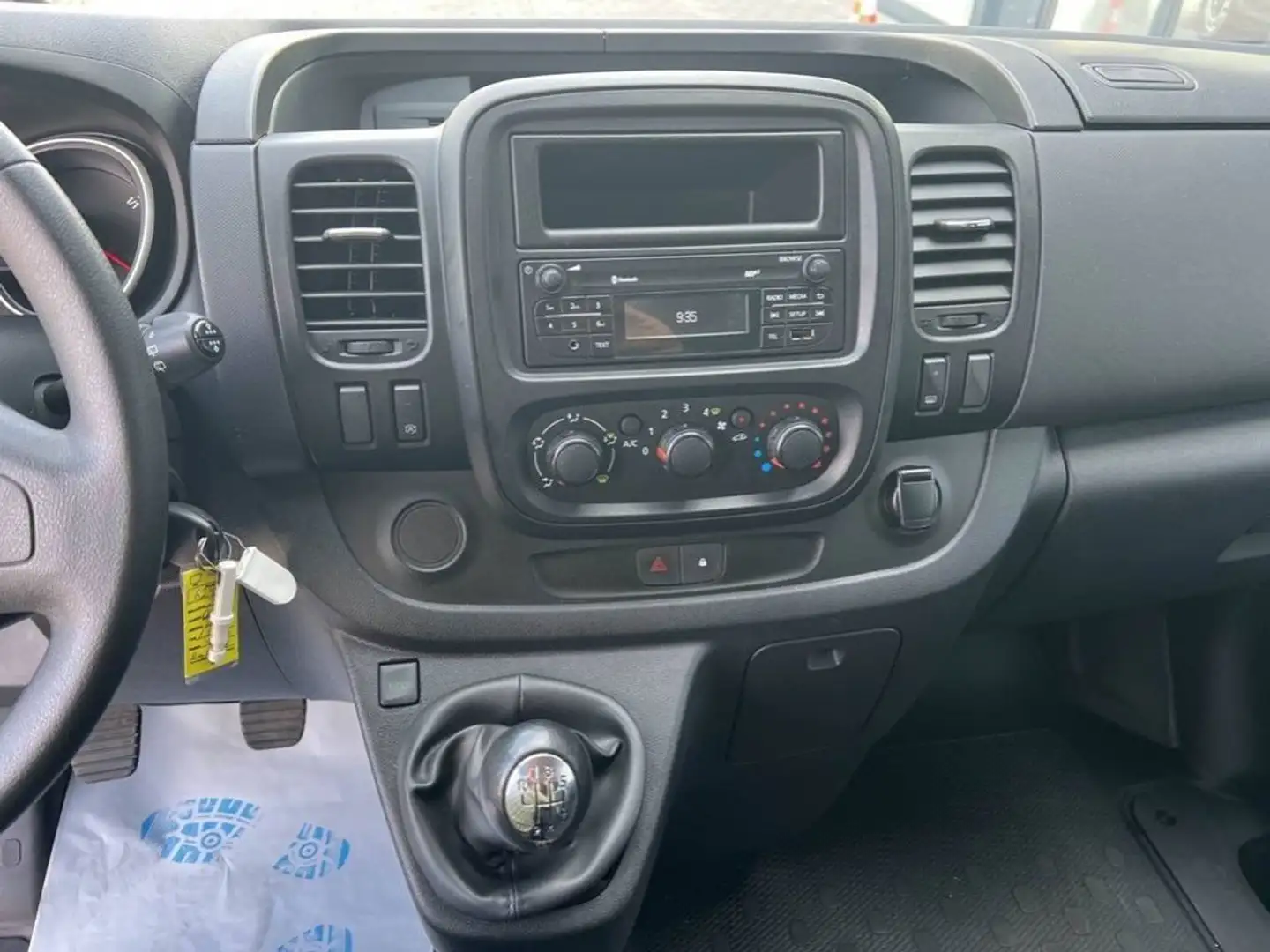 Opel Vivaro 27 1.6 BiTurbo S&S Combi Noir - 2