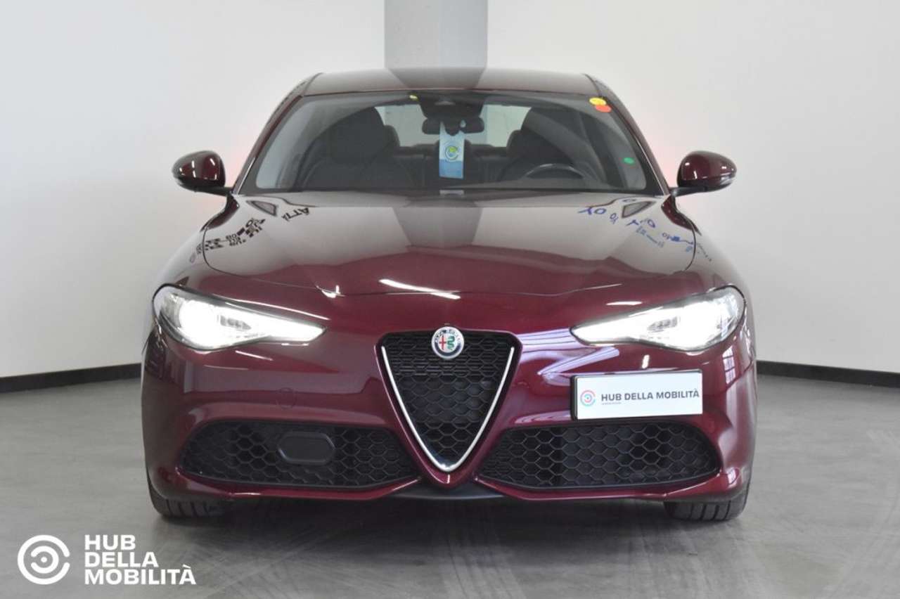 Alfa Romeo Giulia 2.2 Turbodiesel 210 CV AT8 AWD Q4 Veloce