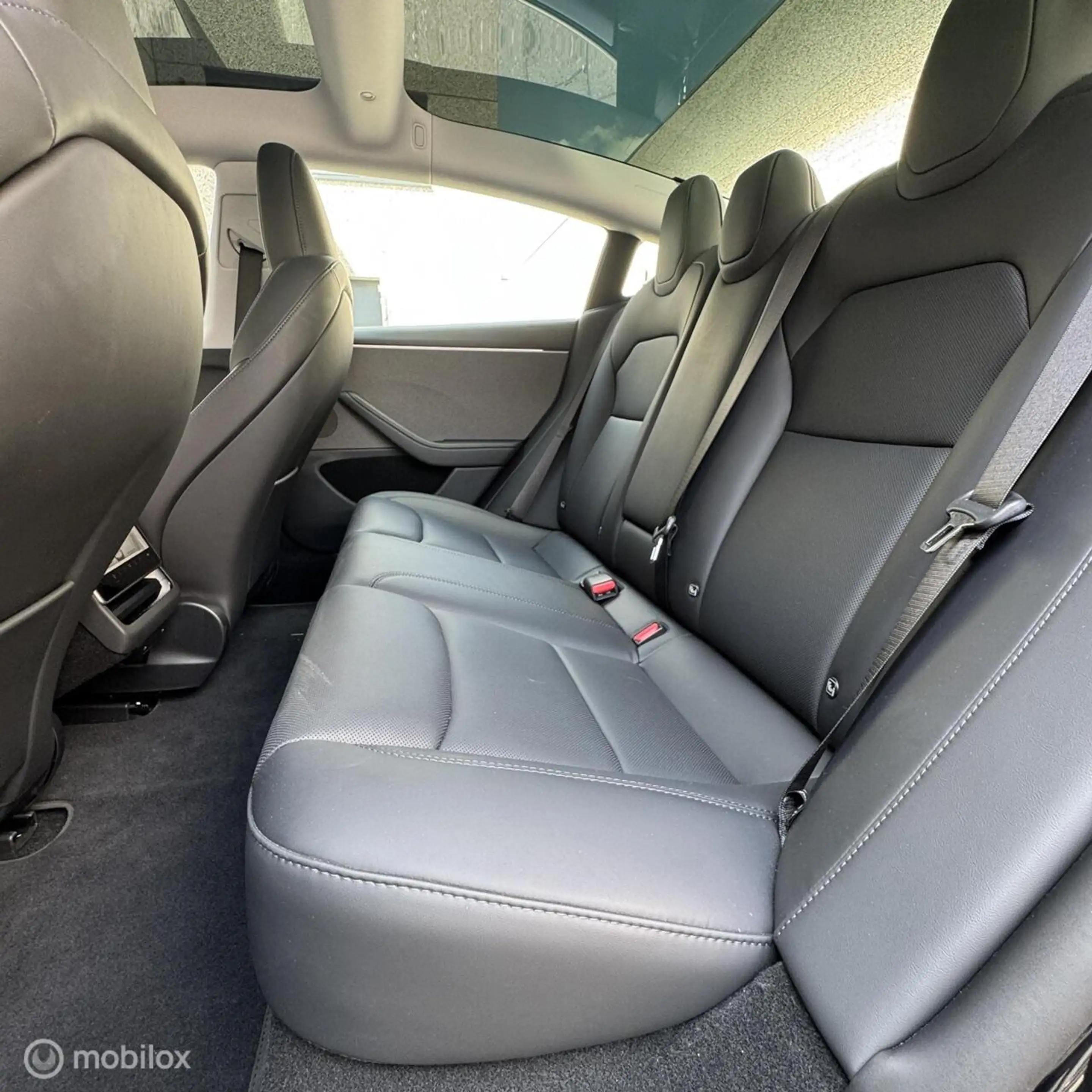 Tesla Model 3 HIGHLAND PREMIUM LFP RWD + MMX PACK — photo 10