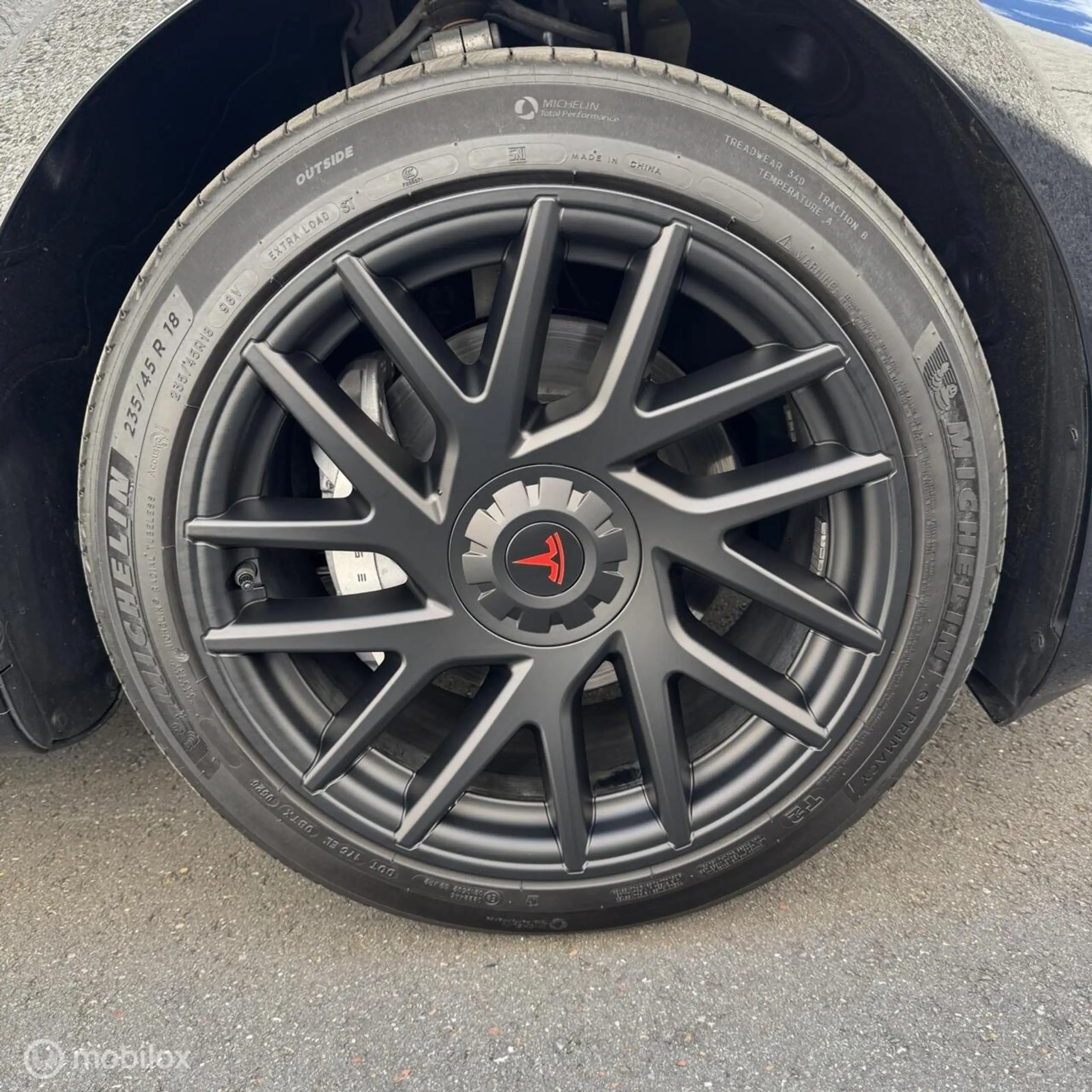Tesla Model 3 HIGHLAND PREMIUM LFP RWD + MMX PACK — photo 17